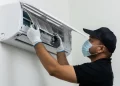 Commercial aircon servicing Singapore